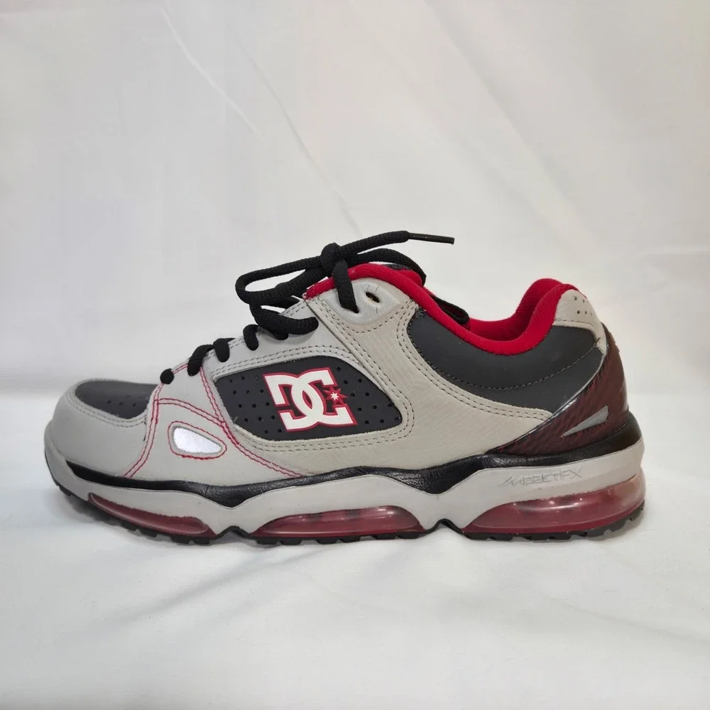 DC Versaflex Impact Fx Training Skate Shoe Mens Size 7.5 rare vintage Red Grey